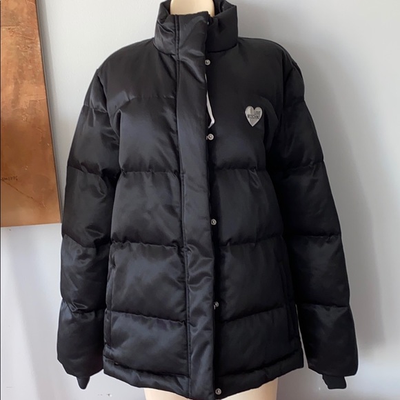 Moschino warm jacket 🖤 - Picture 1 of 8